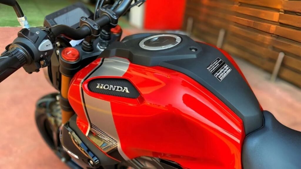 Honda Hornet 2025